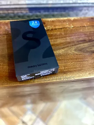 New Samsung Galaxy S22 Ultra 5G 256 GB Black