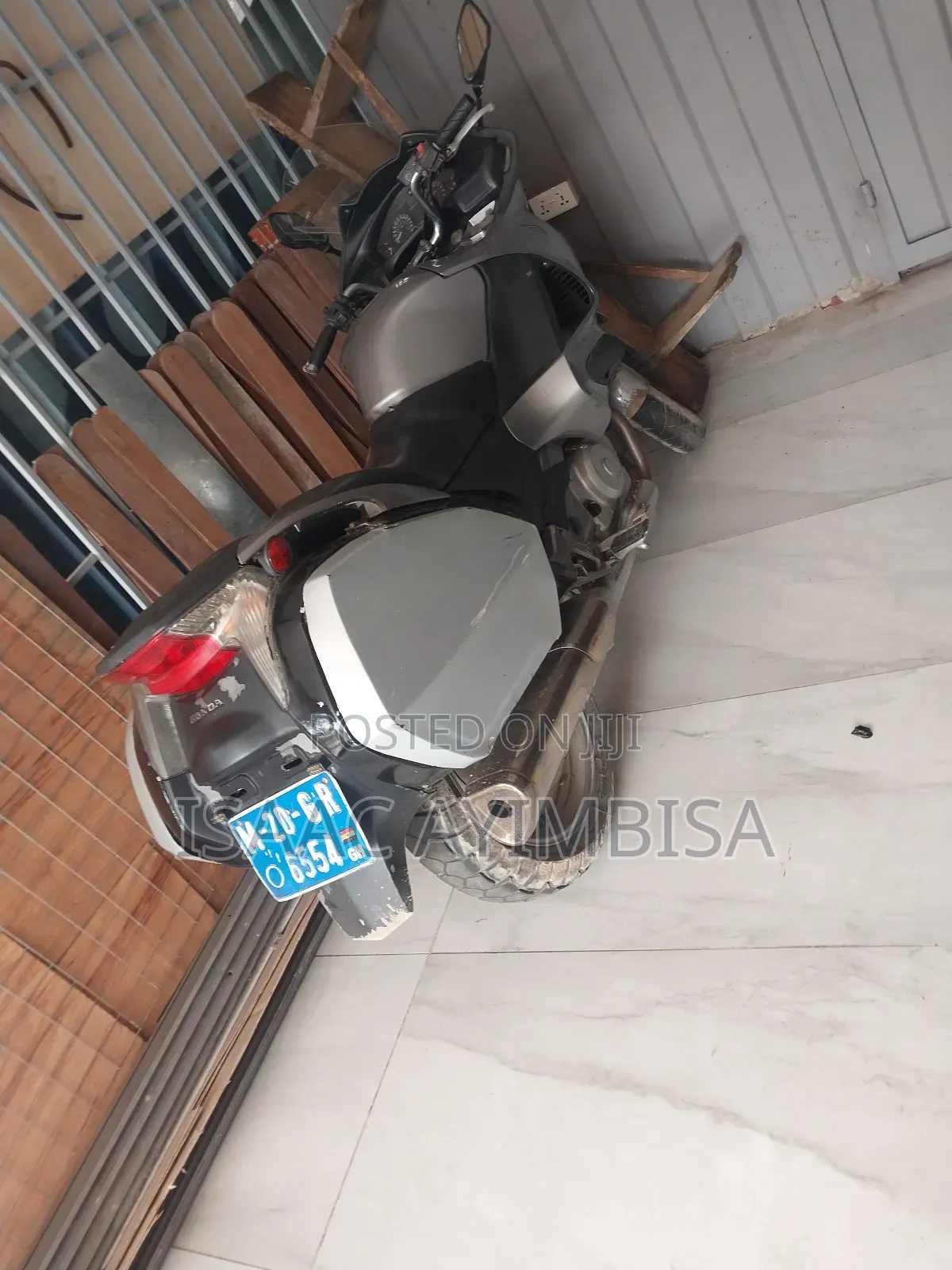 Honda NC700X 2010 Silver