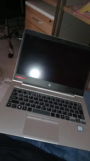 Laptop HP EliteBook 840 G5 8GB Intel Core i7 SSD 256GB