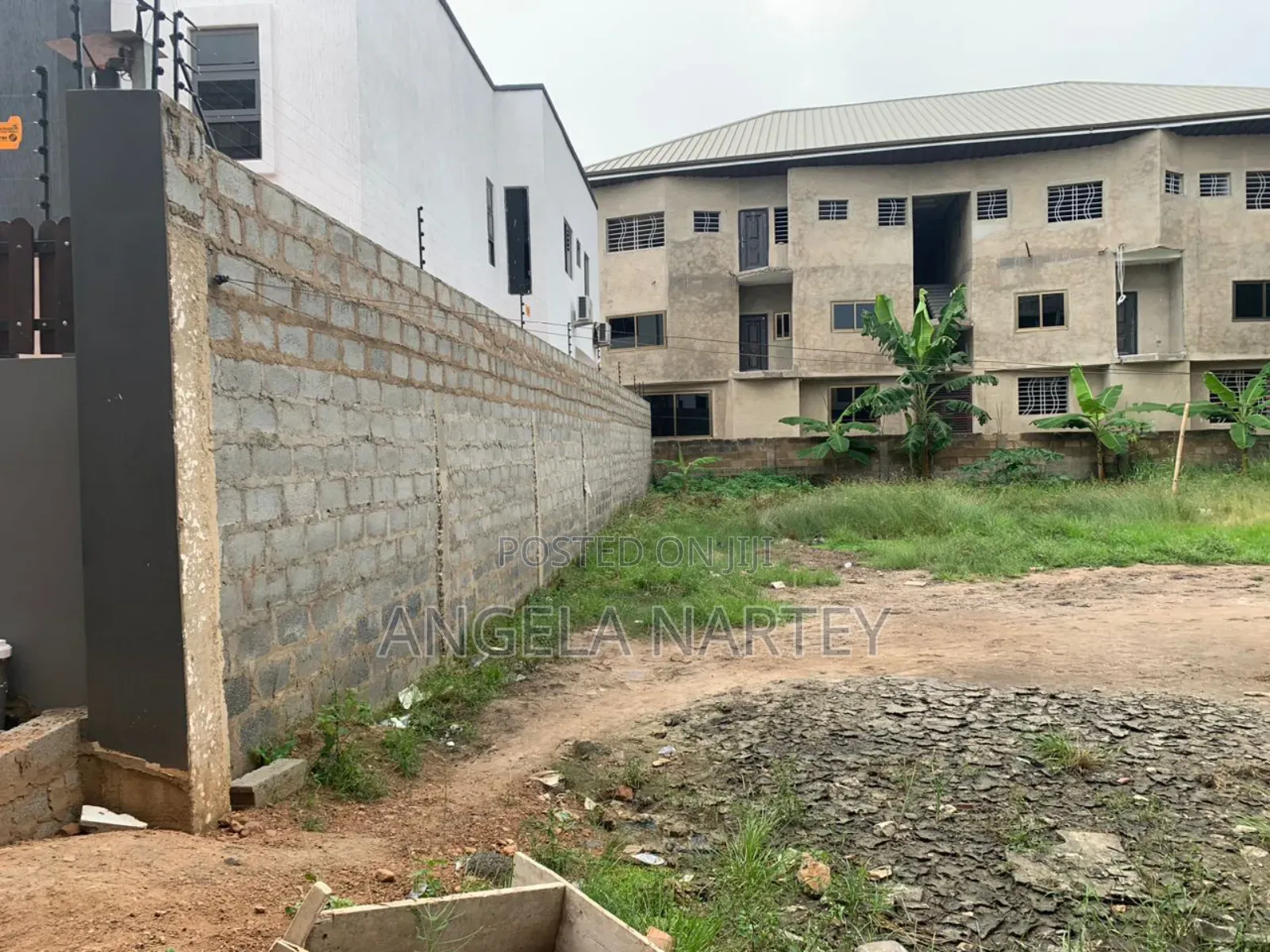 Titled One Plot at Atomic, Close to Pillar 2