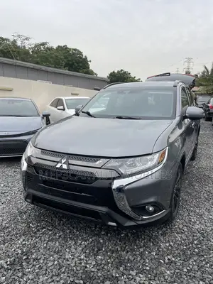 Mitsubishi Outlander 2020 Gray