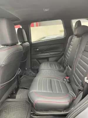 Mitsubishi Outlander 2020 Gray