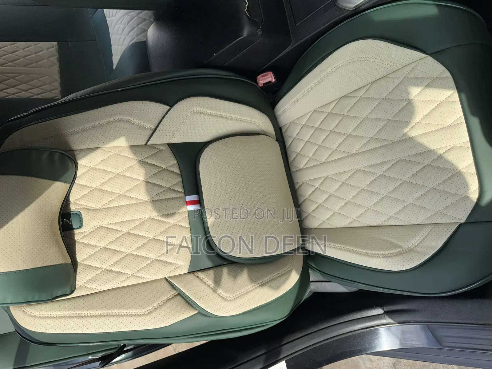 Make Your Car Look Expensive ;Leather Universal 5 Seater Car Set Cover