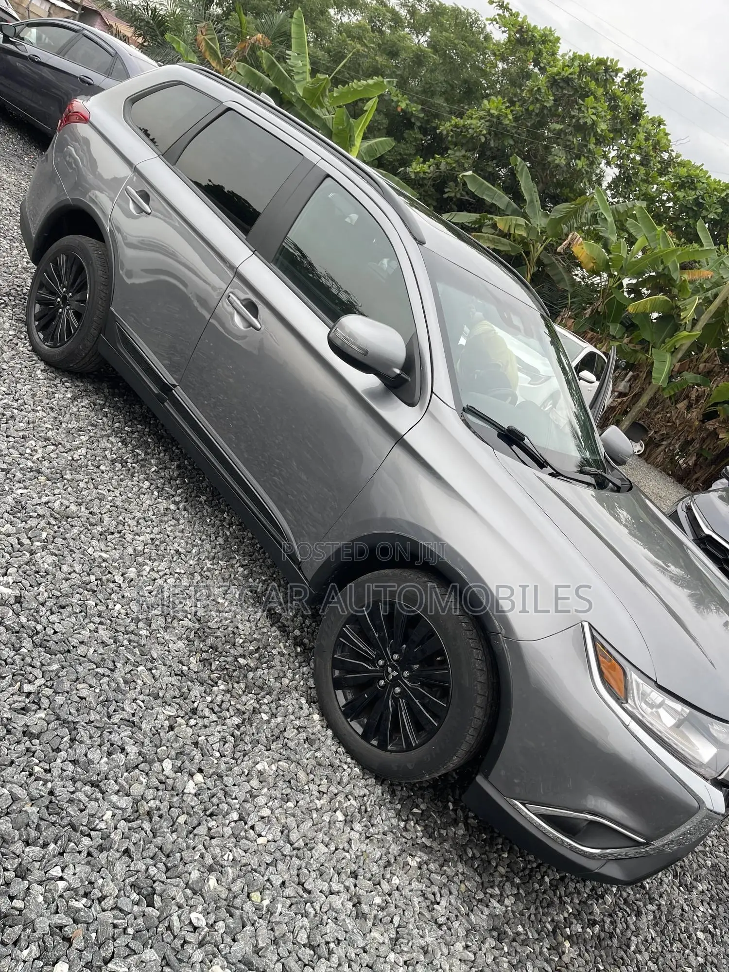Mitsubishi Outlander 2020 Gray
