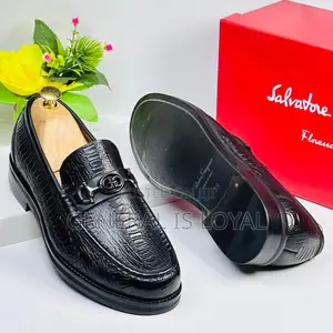 Salvatore Ferragamo Black Leather Men’S Loafer