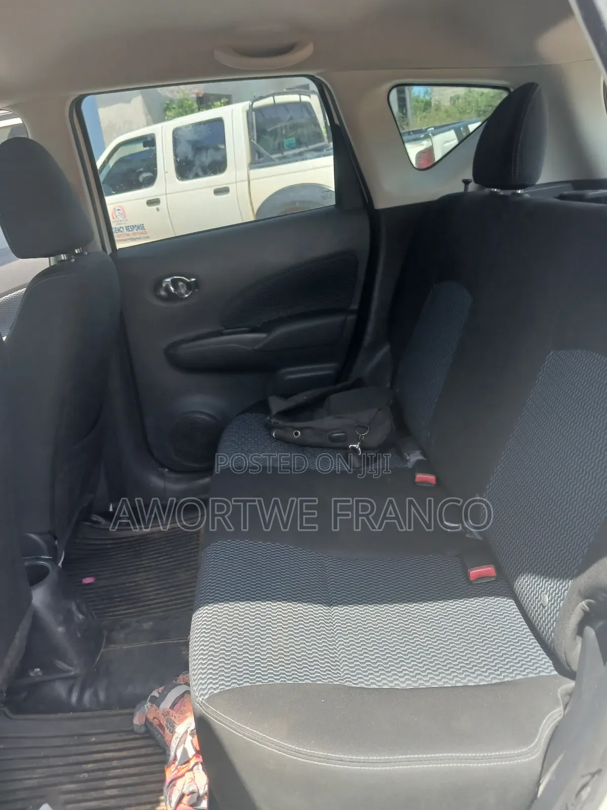 Nissan Versa 1.6 SL 2016 White
