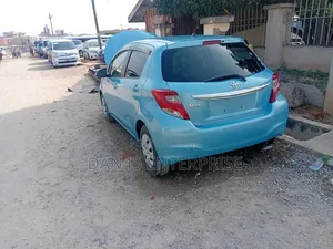 Toyota Vitz 1.5 FWD 3dr 2014 Blue