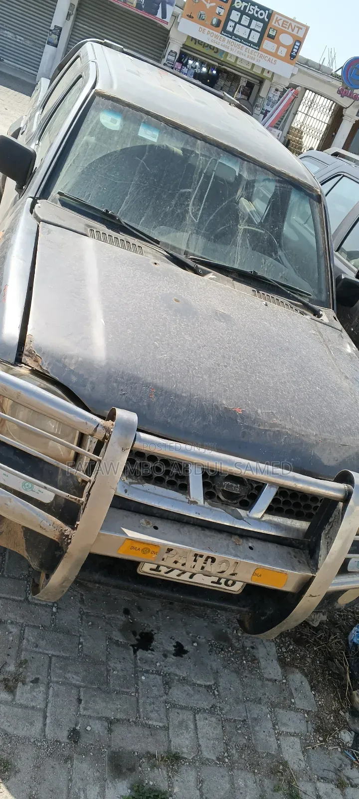 Nissan Hardbody 2005 Gray