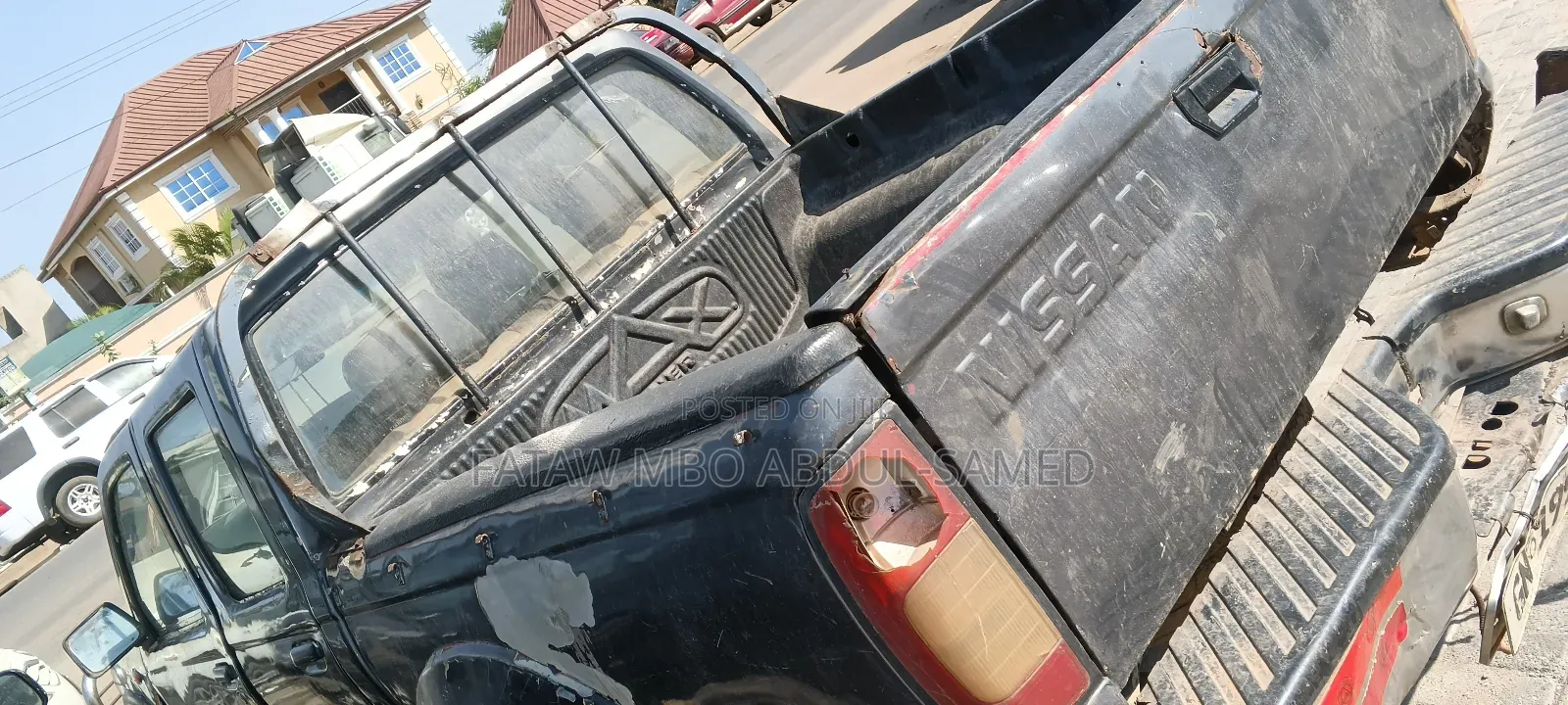 Nissan Hardbody 2005 Gray
