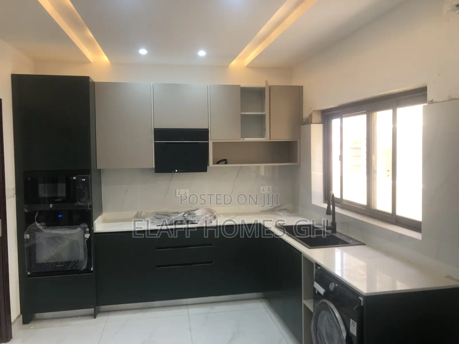 4bdrm Duplex in Elaffhomesgh, East Legon for sale