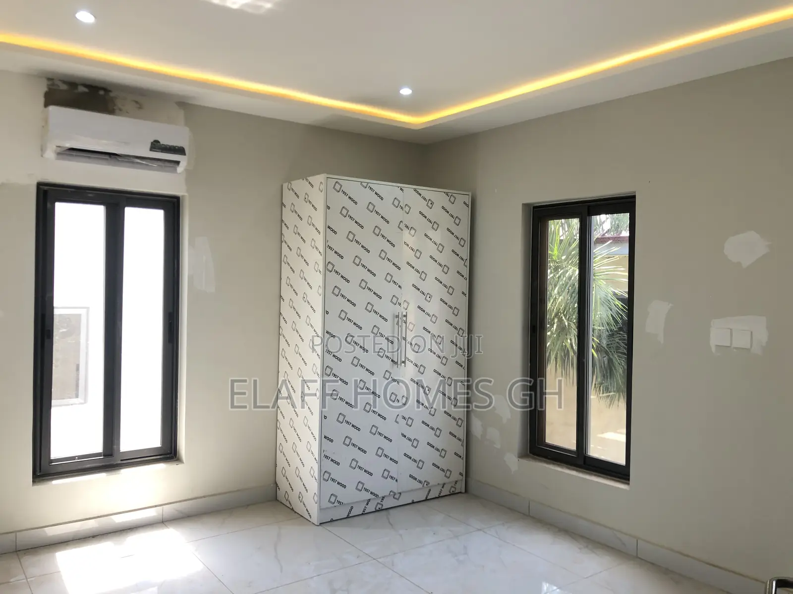 4bdrm Duplex in Elaffhomesgh, East Legon for sale