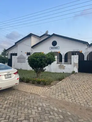 4bdrm House in Afienya for sale