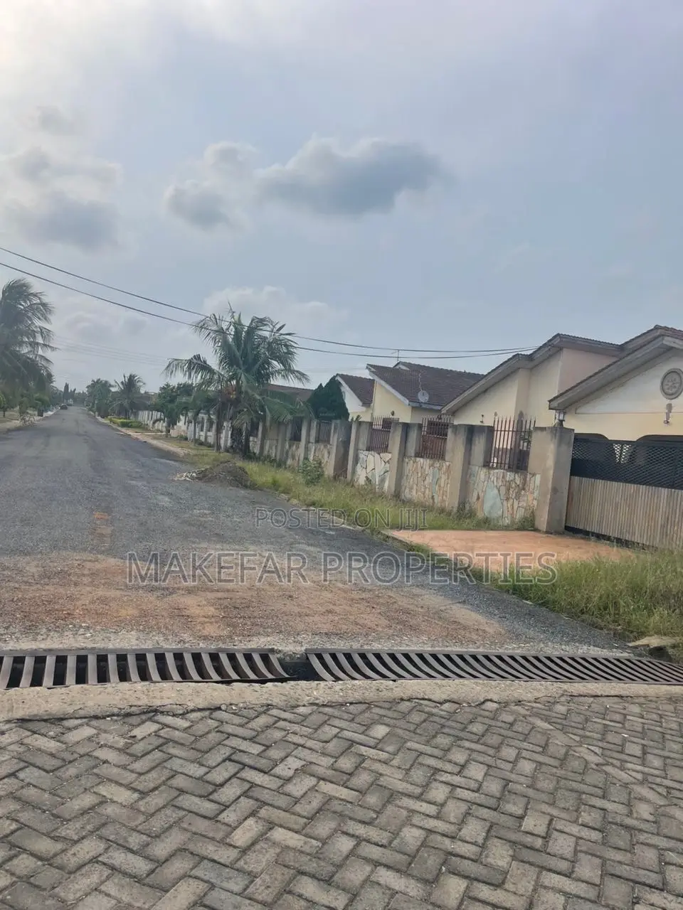 4bdrm House in Afienya for sale