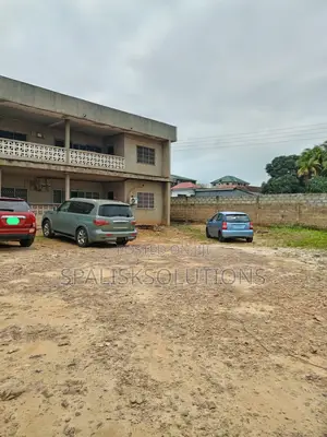 9bdrm Apartment in Sakaman for sale