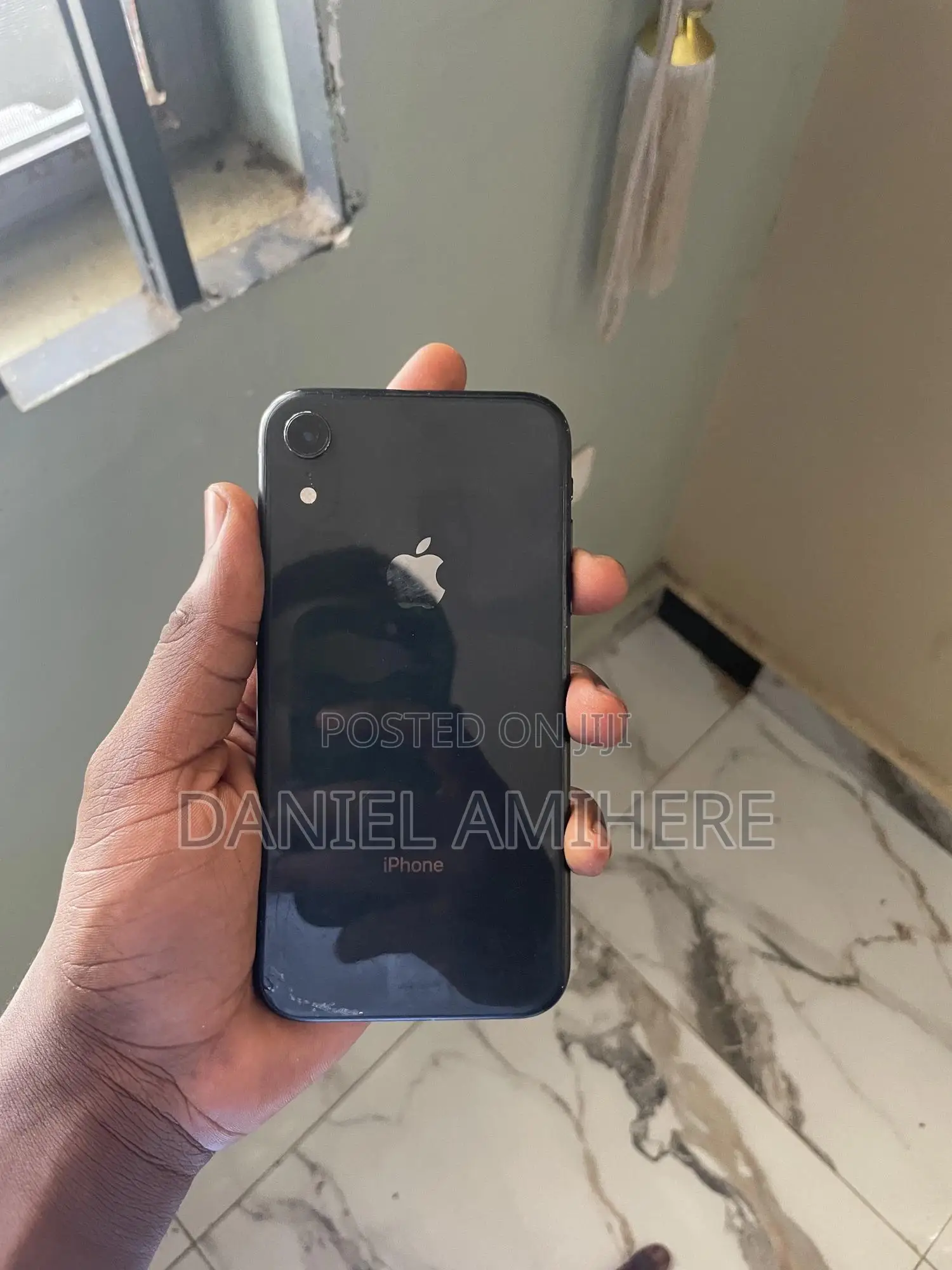 Apple iPhone XR 64 GB Black