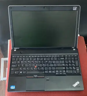 Laptop Lenovo ThinkPad Edge E530 6GB Intel Core i5 HDD 256GB
