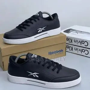 Original Reebok SVC Black, White