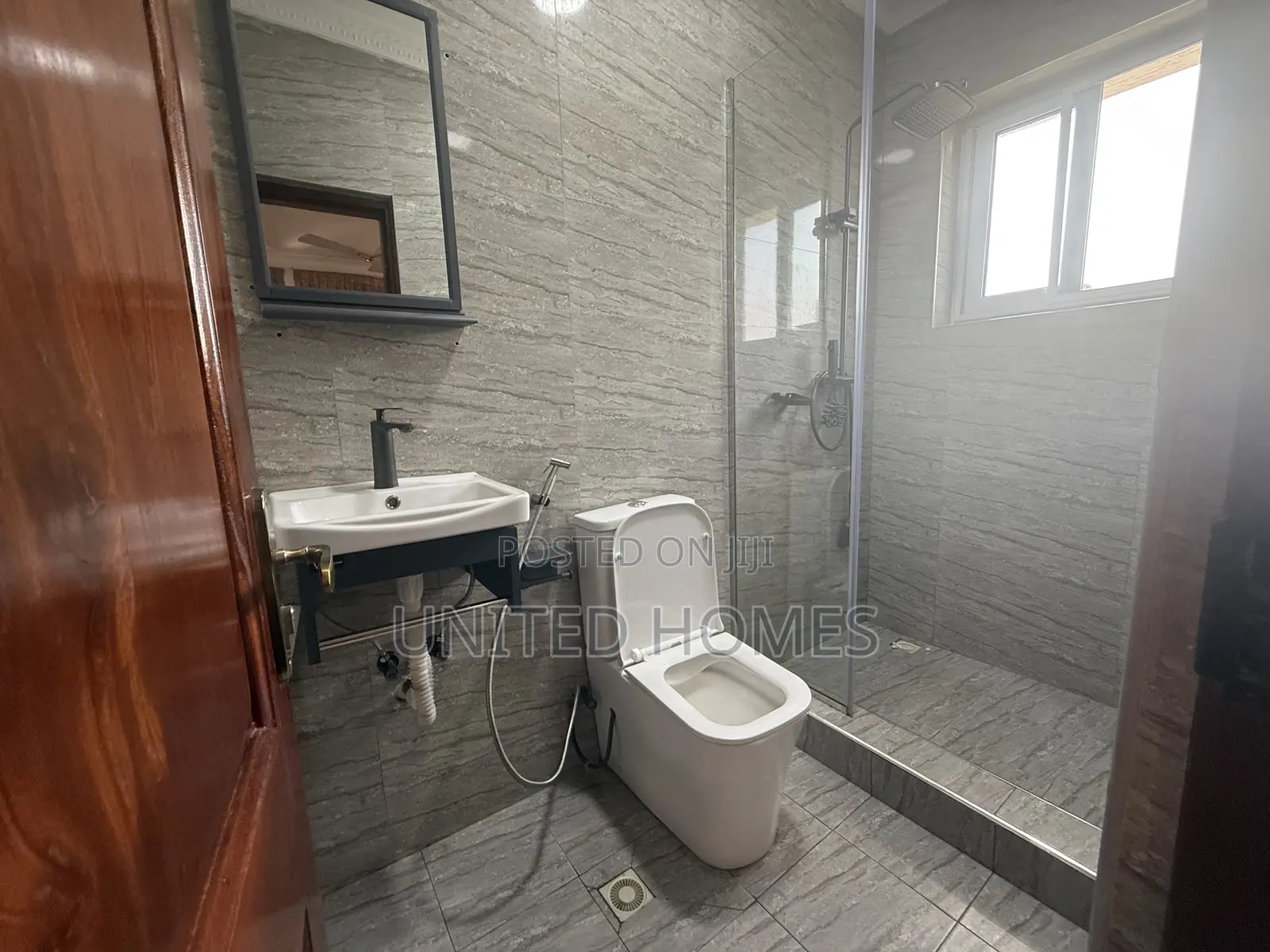 Furnished 2bdrm Apartment in Osu for rent