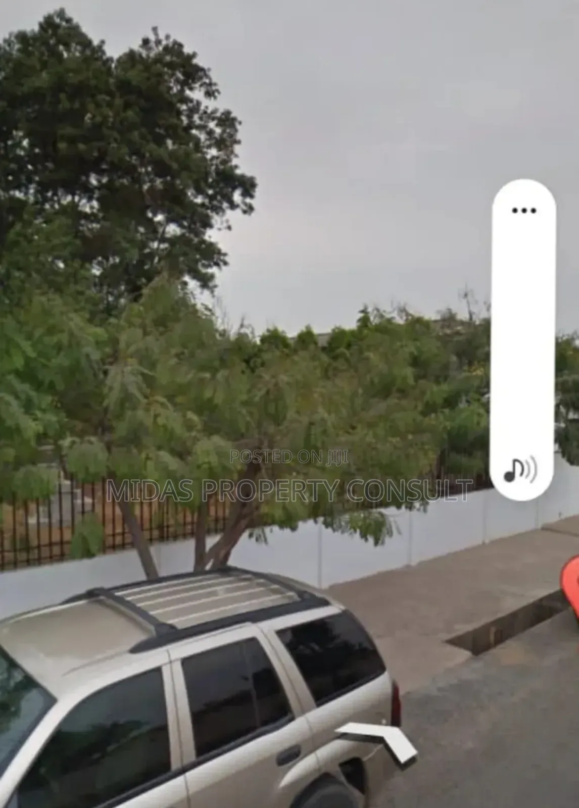 One and Quarter Plot for Sale at Abelemkpe