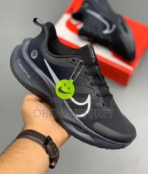 Original Nike Zoom X in Black