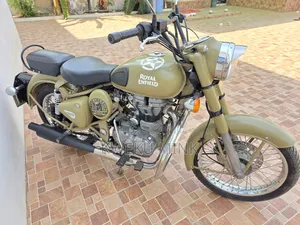 Motorcycle 2022 Green