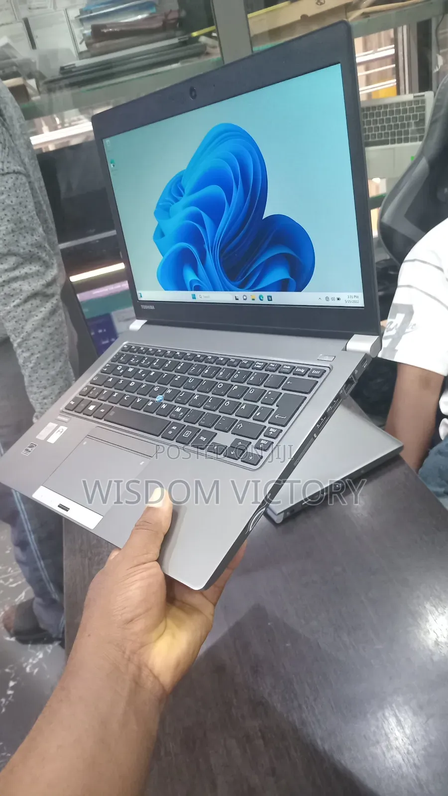 New Laptop Toshiba Portege Z30 16GB Intel Core I7 SSD 256GB