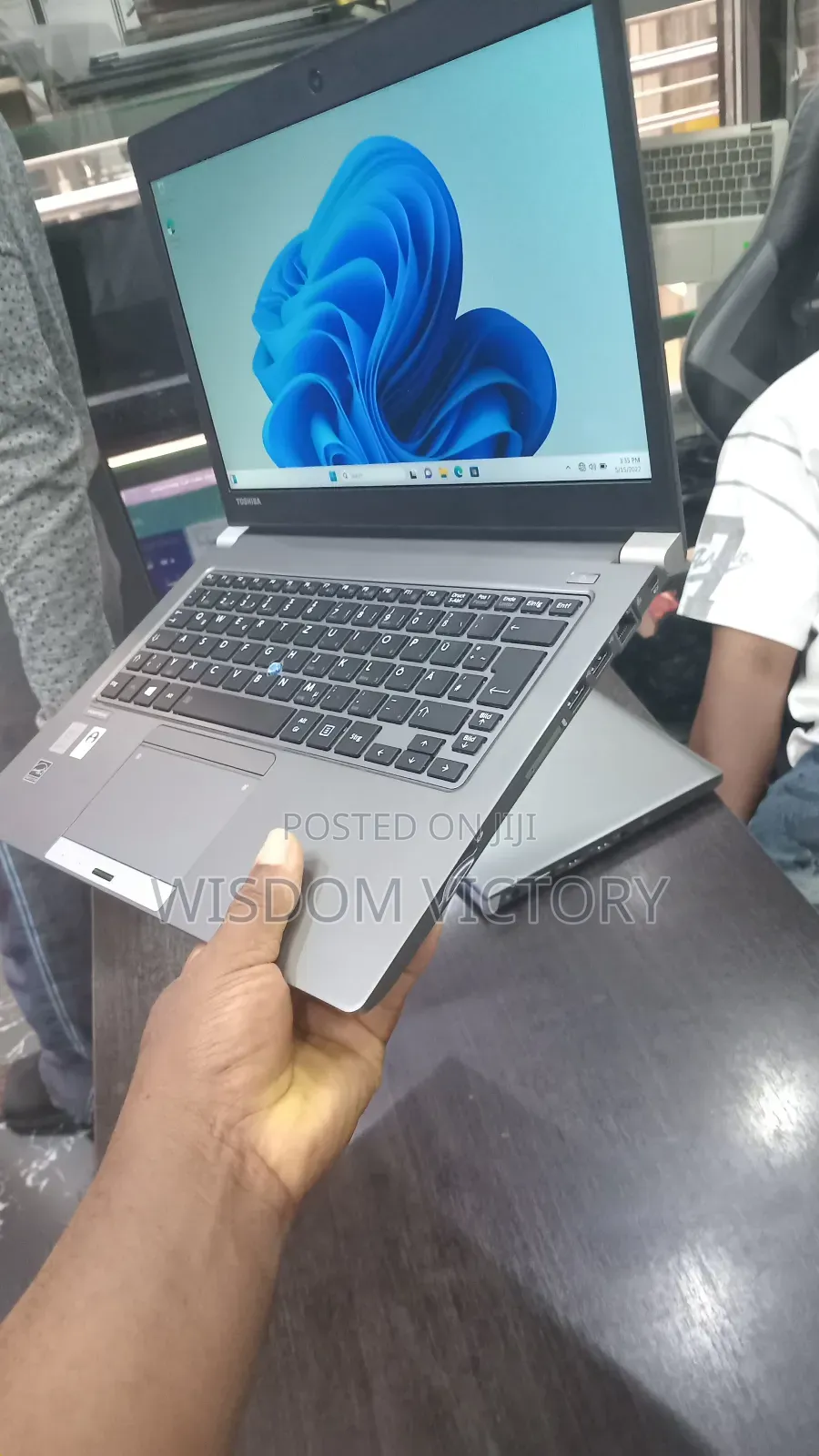 New Laptop Toshiba Portege Z30 16GB Intel Core I7 SSD 256GB