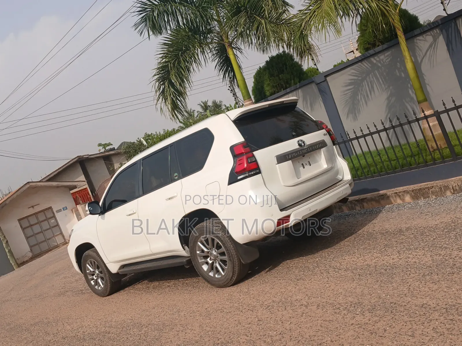 Toyota Land Cruiser Prado 4.0 Petrol GX-R 2018 White