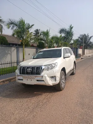 Toyota Land Cruiser Prado 4.0 Petrol GX-R 2018 White