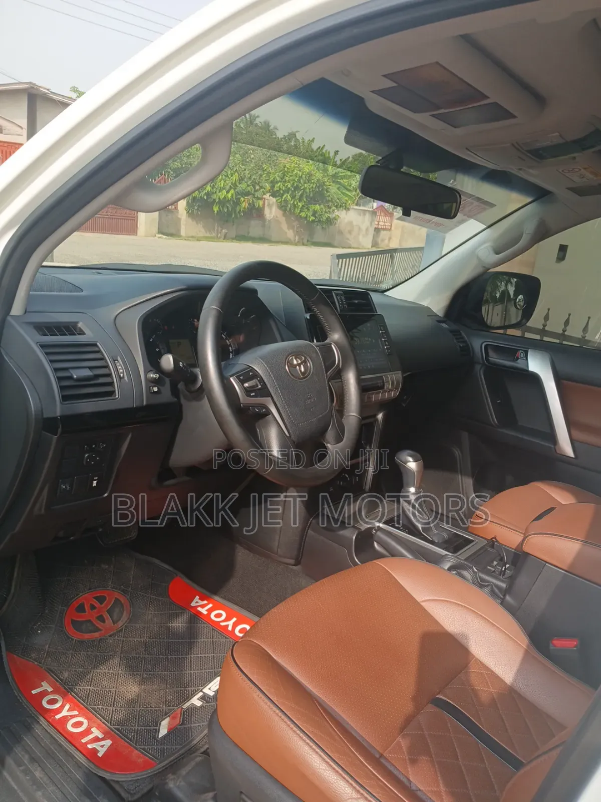 Toyota Land Cruiser Prado 4.0 Petrol GX-R 2018 White