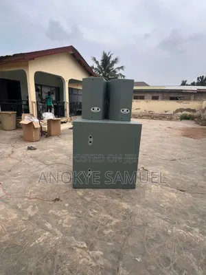 Sound Speakers With Mixers,microphones Etc