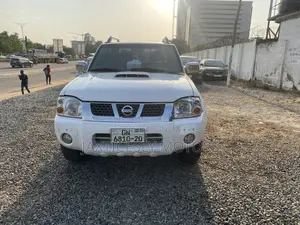 Nissan Hardbody 2020 White