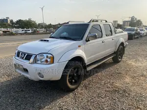 Nissan Hardbody 2020 White