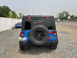 Jeep Wrangler Sahara 4x4 2016 Blue