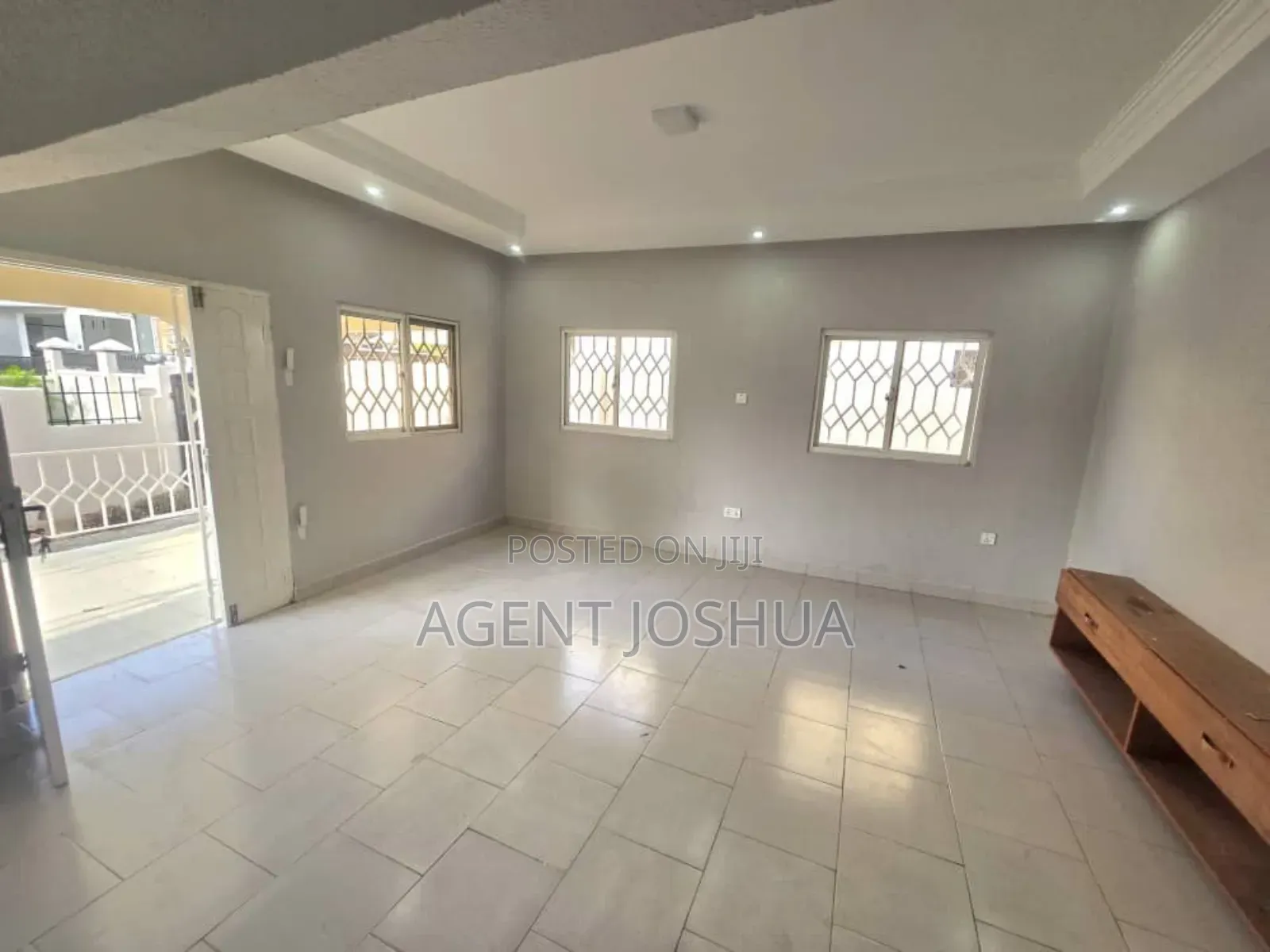 3bdrm House in Manet Viile Estate, Spintex for sale