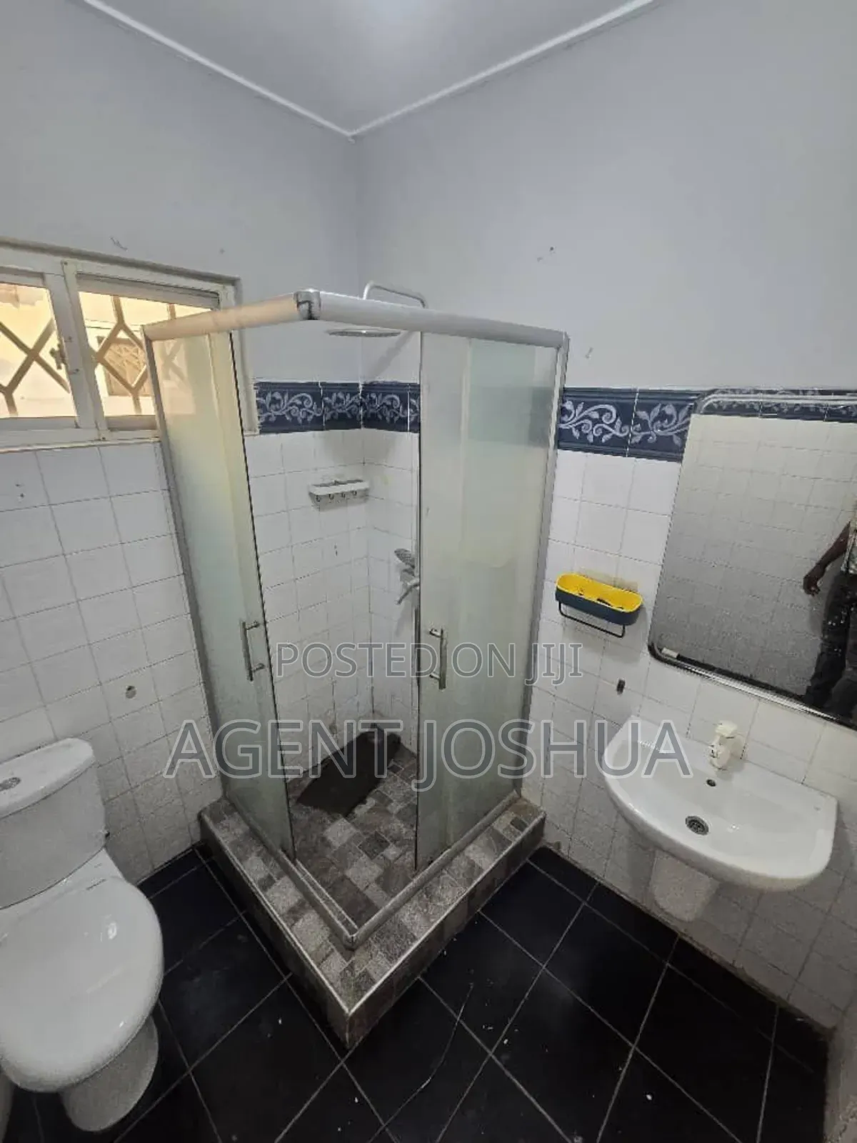 3bdrm House in Manet Viile Estate, Spintex for sale