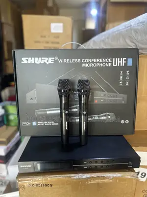 Shure U-6310 Wireless Microphone System