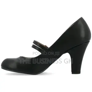 Journee Womens Windy Round Toe Block Heels Mary Jane Pumps
