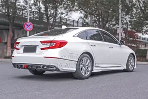 Accord Back Bumper Diffuser With Break Light