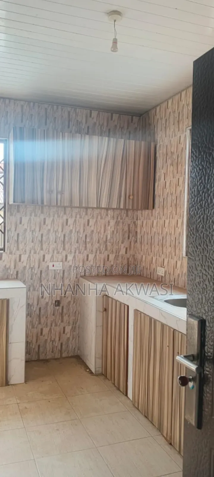 3bdrm Apartment in Klagon Police, Tema Metropolitan for rent