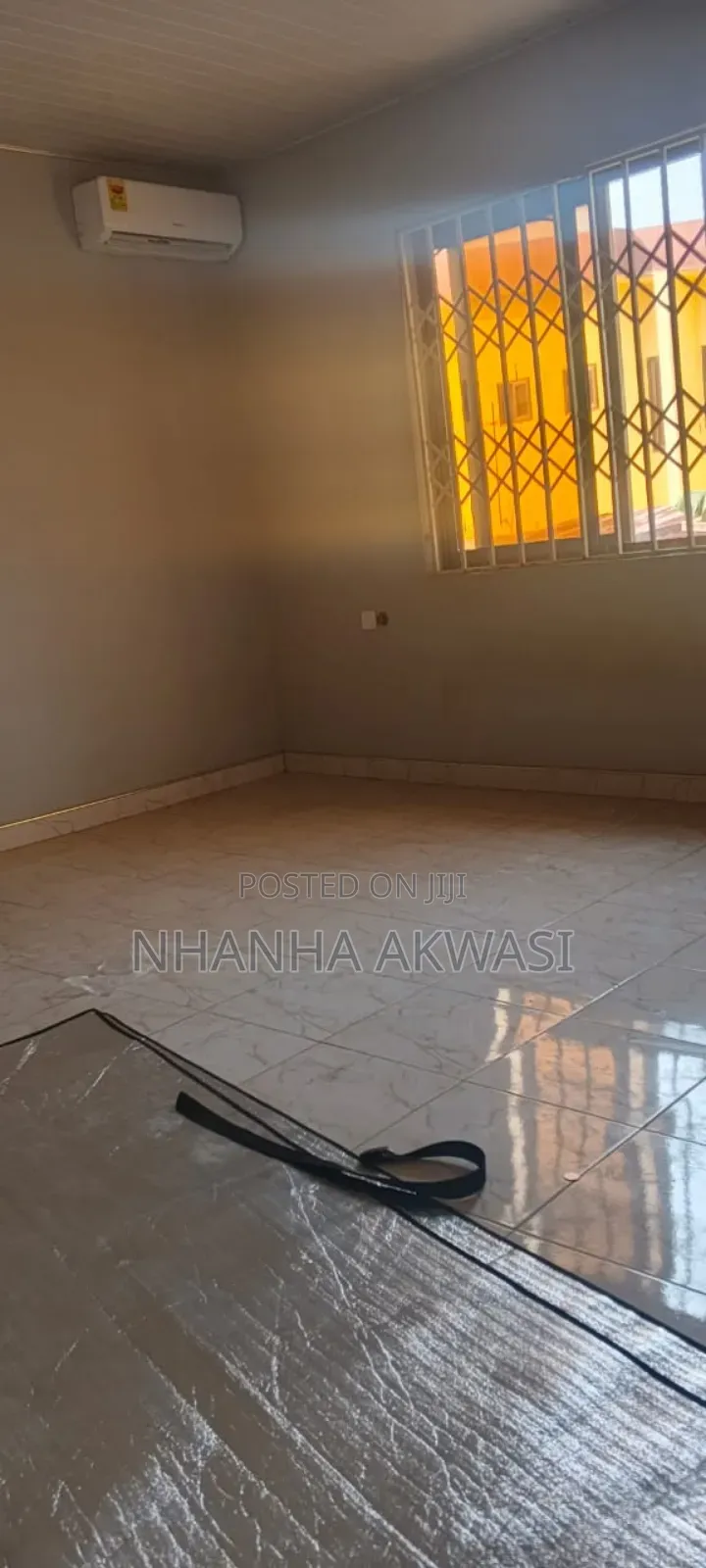 3bdrm Apartment in Klagon Police, Tema Metropolitan for rent
