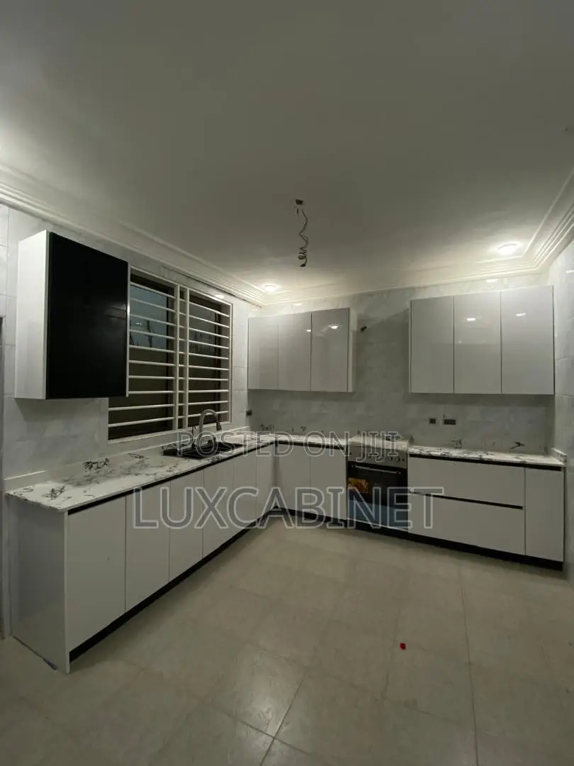 Standard Kitchen Cabinets With Marble Countertops For Your Kitchen