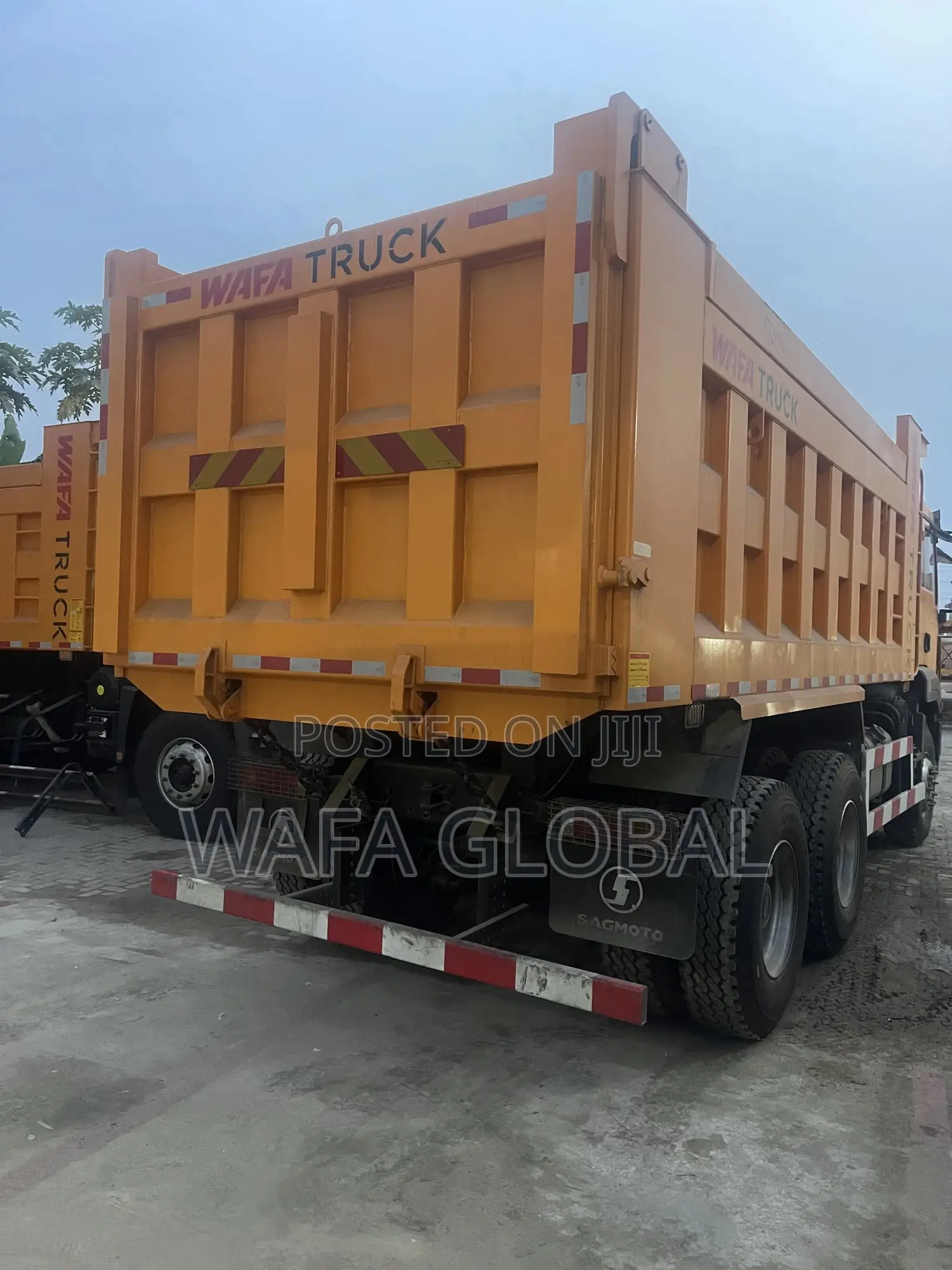 6x4 Tipper Truck
