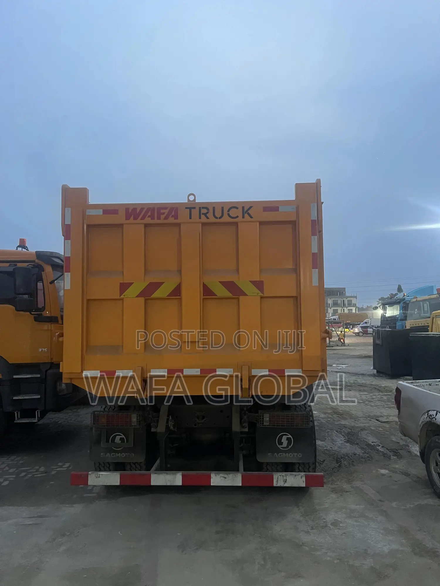 6x4 Tipper Truck