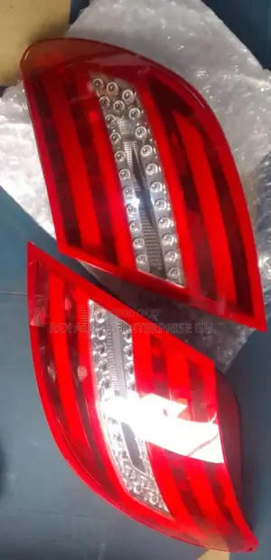 Mercedes Benz W204 Tail Light 2013-2014