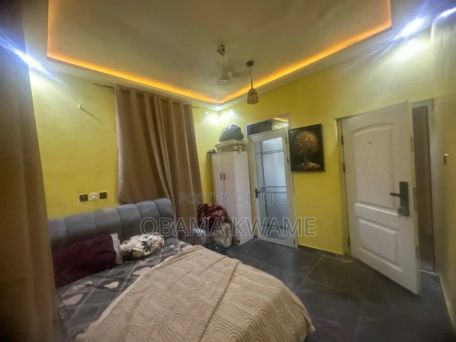 8bdrm Apartment in Laryea Homes, Pokuase for sale