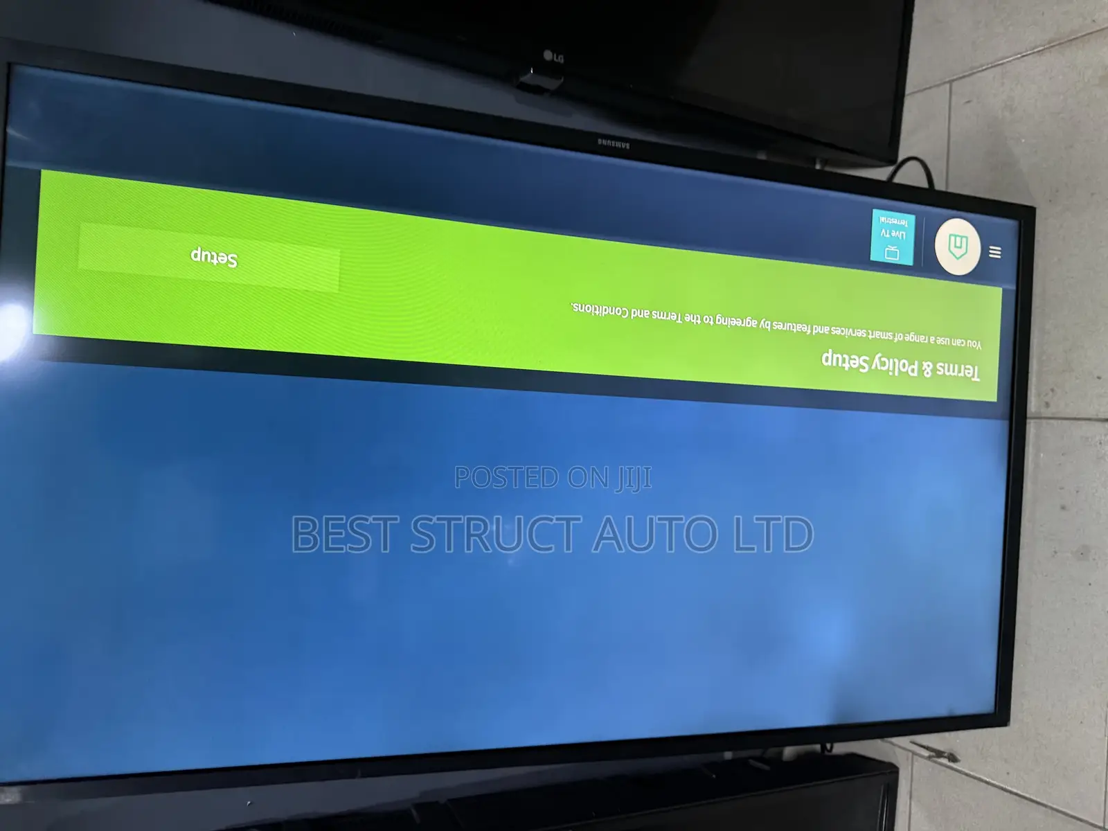 43 Inches Samsung Smart TVS