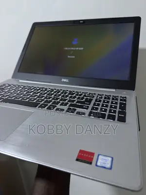 Laptop Dell Inspiron 15 5565 16GB Intel Core i7 HDD+SSD 256GB