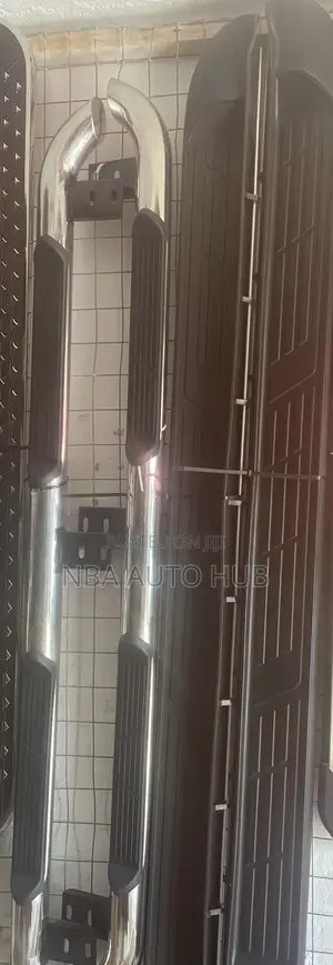Toyota Hilux Original Side Step