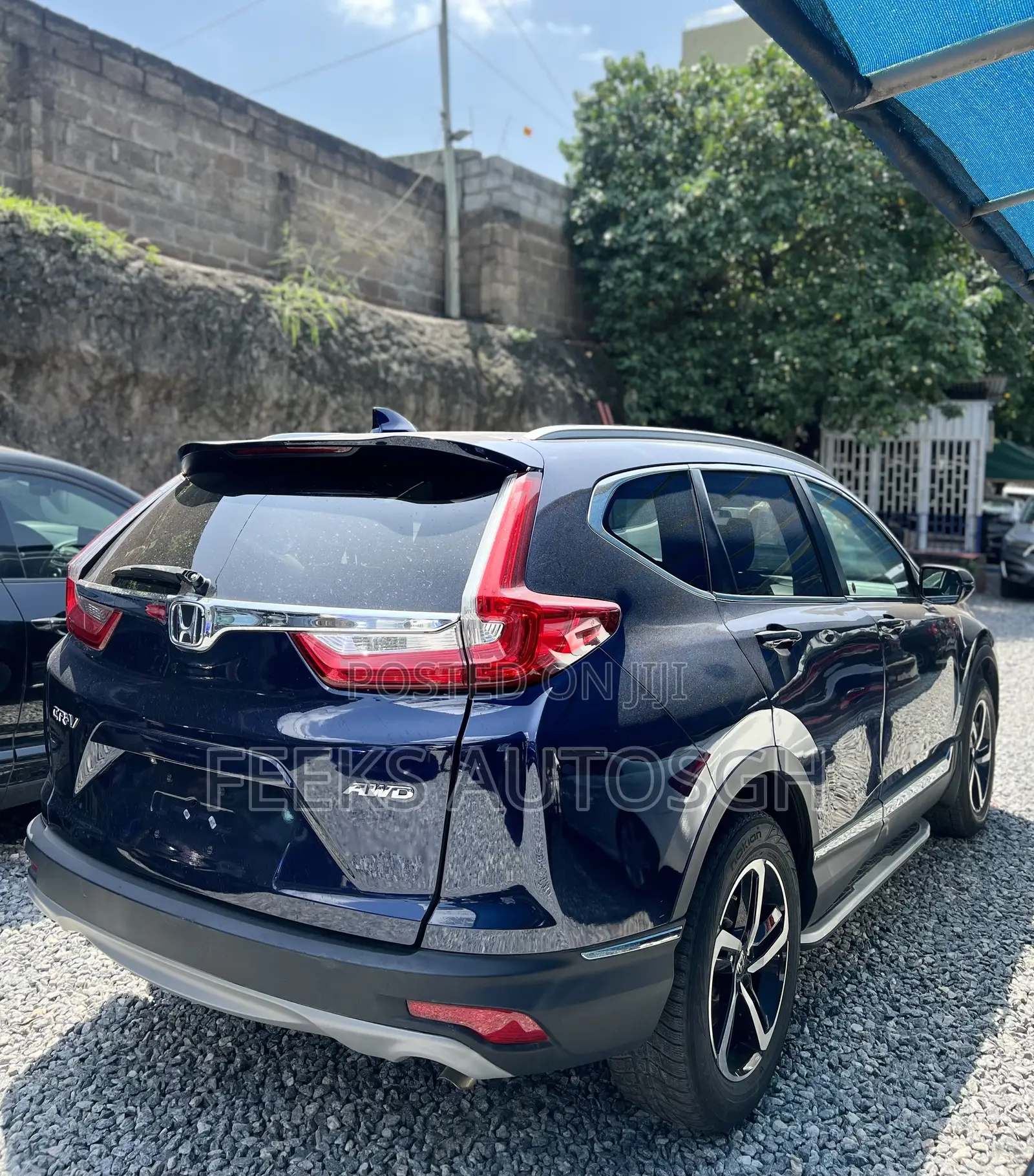 Honda CR-V Touring AWD 2018 Blue
